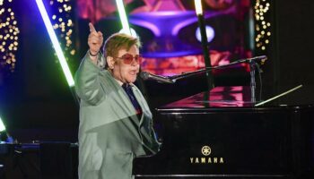 Paul McCartney et Elton John appellent le gouvernement britannique à protéger les artistes de l’IA