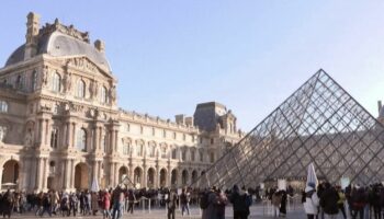 Musée du Louvre : un monument au cœur du pouvoir