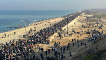 Bras de fer entre Etats-Unis et Colombie, retour des Palestiniens dans le nord de Gaza, crues dans l’ouest de la France… L’actu de ce lundi matin