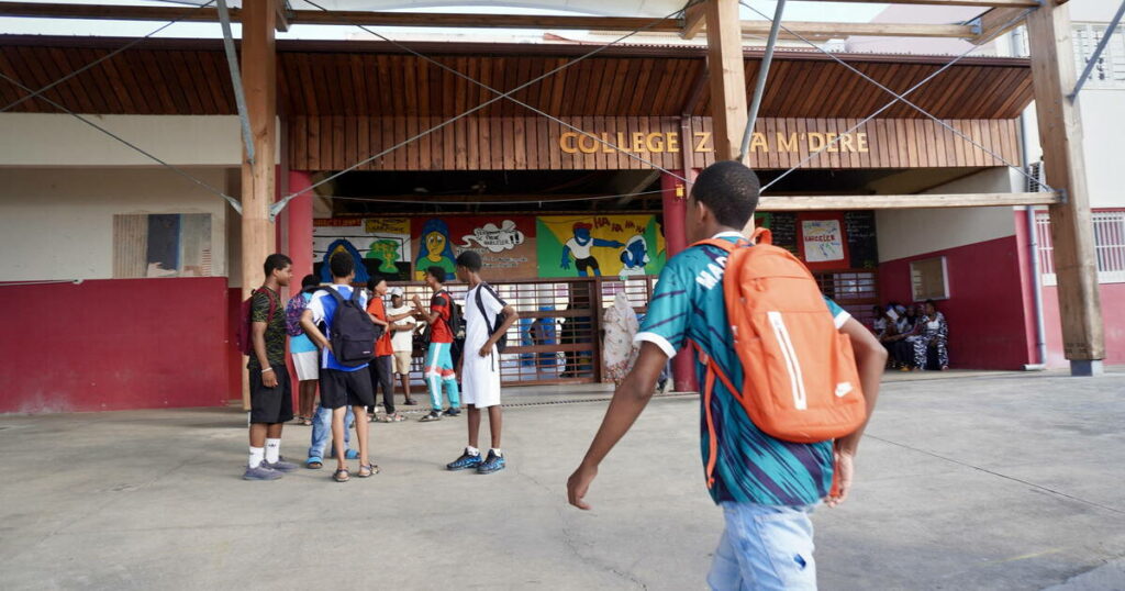 Chido : à Mayotte, une rentrée des élèves en mode dégradé après le cyclone