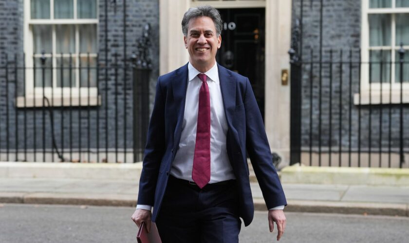 Energy Security and Net Zero Secretary Ed Miliband leaving 10 Downing Street, London, following a Cabinet meeting. Picture date: Tuesday January 14, 2025. PA Photo. See PA story POLITICS Cabinet. Photo credit should read: Lucy North/PA Wire