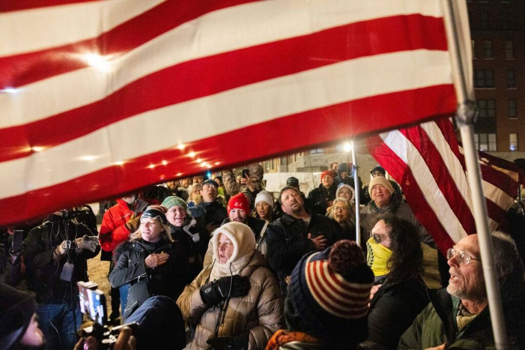 Donald Trump et le pardon des assaillants du Capitole : l’hypothèse du fascisme américain