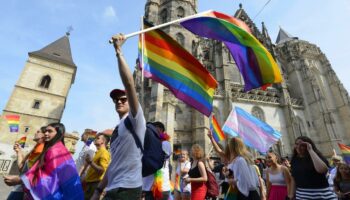 LGBTQ: Slowakische Regierung will Rechte queerer Menschen einschränken