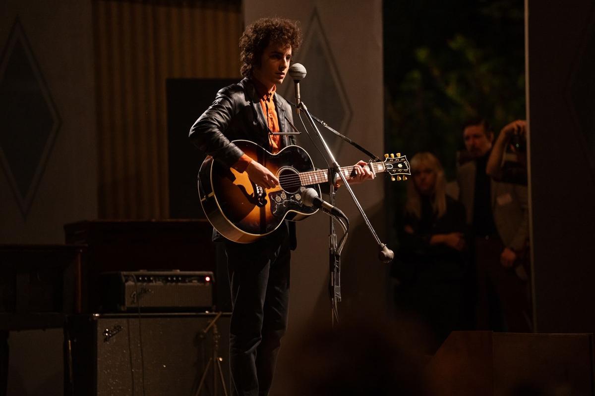 « Un parfait inconnu » n’est pas un biopic mais le récit d’une révélation, avec un Timothée Chalamet parfait en Bob Dylan