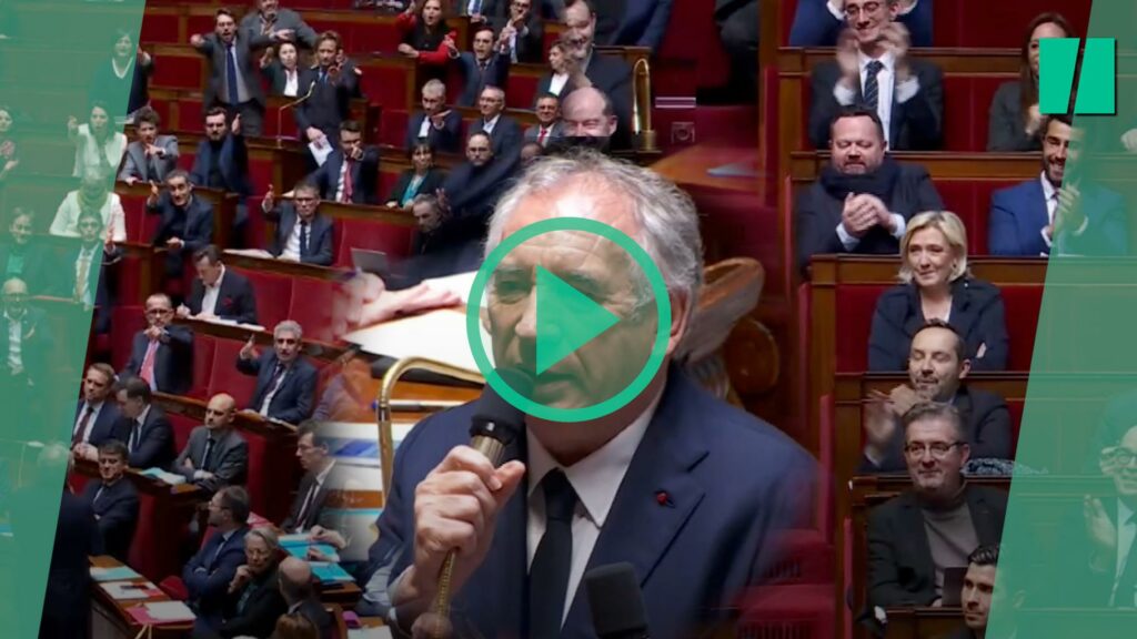 François Bayrou maintient le terme de « submersion migratoire », le PS stoppe les négociations sur le budget