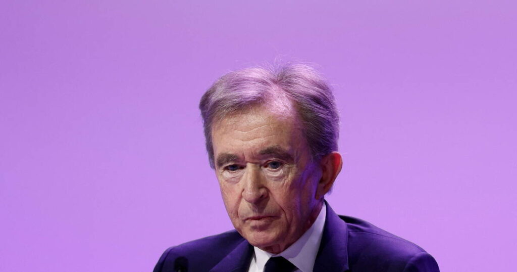 Surtaxe des entreprises : Bernard Arnault chouine, «chacun doit prendre sa part» rétorque le gouvernement