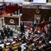 Le Premier ministre François Bayrou s'exprime le 28 janvier 2025 à l'Assemblée nationale à Paris