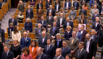 Au Parlement européen, ce député d’extrême droite brise la minute de silence en mémoire de l’Holocauste