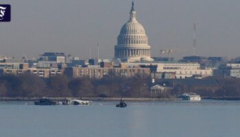 Flugunglück in Washington: Ein Feuerball über dem Potomac-Fluss