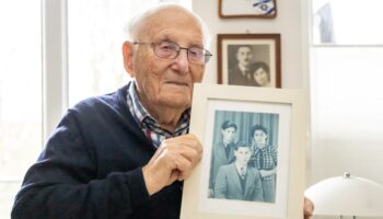 Allemagne : ce survivant de la Shoah rend sa décoration après une alliance politique inédite depuis 1945