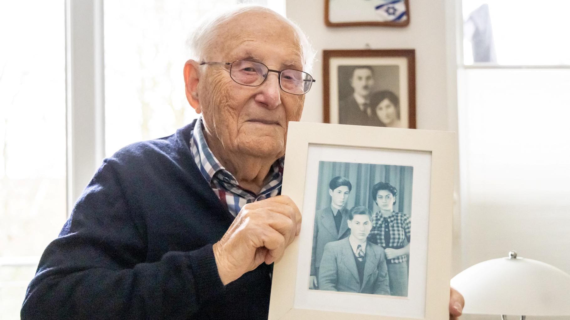 Allemagne : ce survivant de la Shoah rend sa décoration après une alliance politique inédite depuis 1945