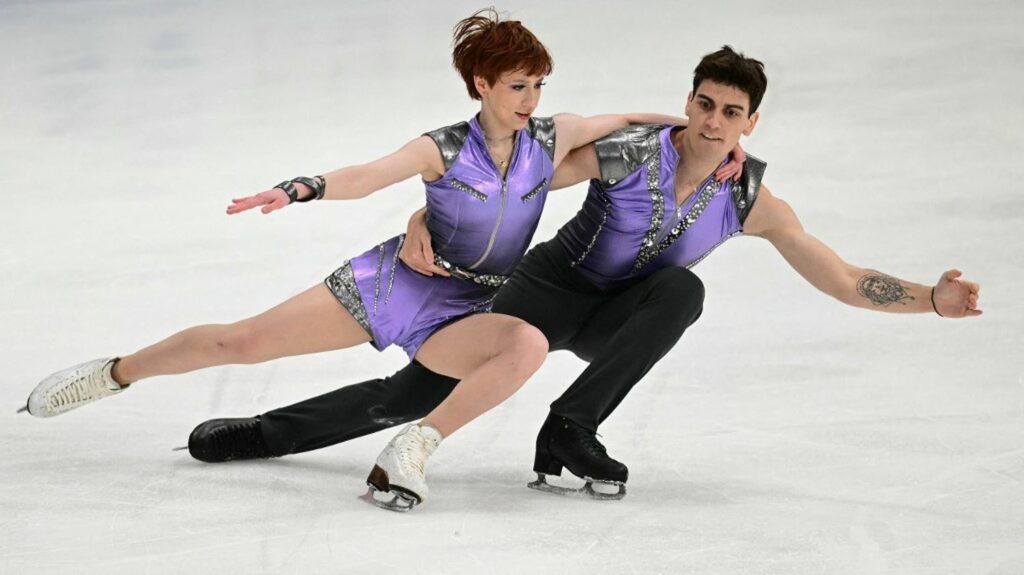 VIDEO. Patinage artistique : revivez l'énergique danse rythmique des Français Evgeniia Lopareva et Geoffrey Brissaud, 2es des championnats d'Europe