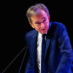 «Je n’ai bien entendu jamais dit que nous allions délocaliser LVMH» : Bernard Arnault éclaircit ses propos sur la surtaxe des grandes entreprises