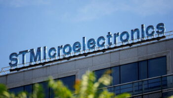 Le fabricant de semi-conducteurs STMicroelectronics envisage de supprimer 2 000 à 3 000 postes en France et en Italie