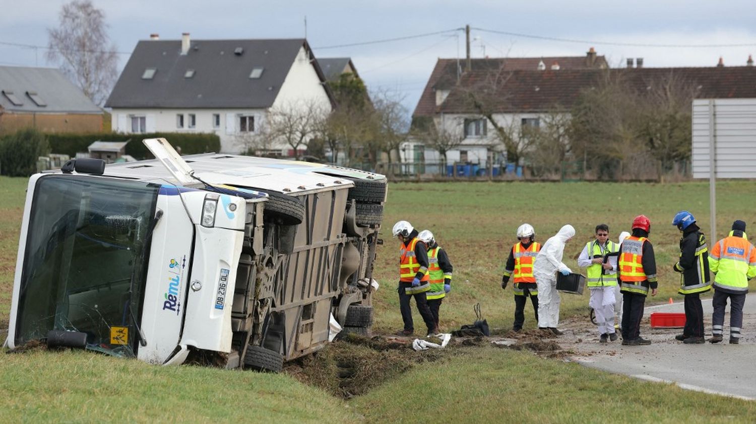 Accident de car scolaire mortel en Eure-et-Loir : le chauffeur mis en examen et placé sous contrôle judiciaire