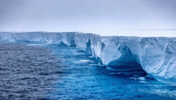 Le plus grand iceberg du monde s’est fracturé pour la première fois