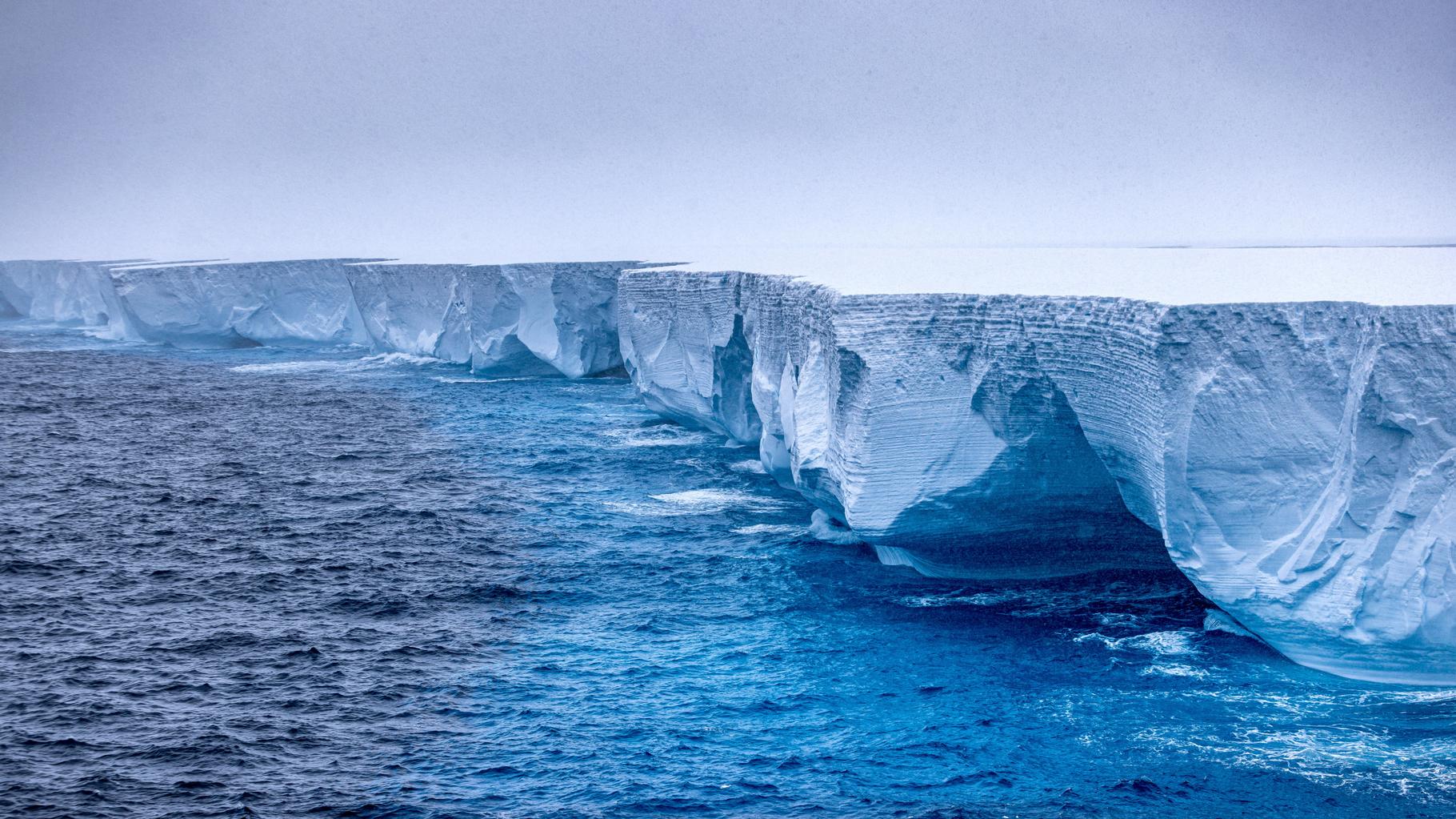 Le plus grand iceberg du monde s’est fracturé pour la première fois