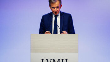 Combien le groupe LVMH paie-t-il d’impôts sur les sociétés en France ?