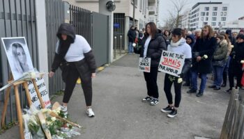 À Brétigny, 500 personnes rendent hommage à Sandy, victime d’un féminicide : « On ne tue jamais par amour »