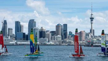 A escena los T-foils en el Gran Premio de Auckland