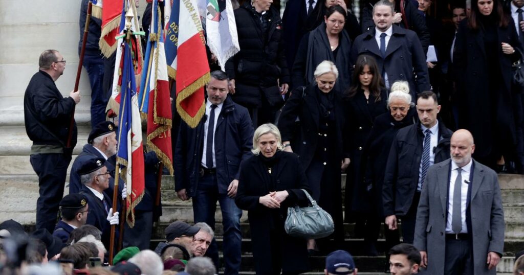 À la messe en hommage à Jean-Marie Le Pen, le passé et l’avenir du frontisme