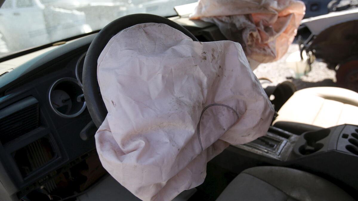 Airbags Takata défectueux : 500 000 véhicules concernés, comment savoir si votre voiture en fait partie