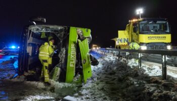 Allemagne: Deux morts et onze blessés dans un accident d'autocar