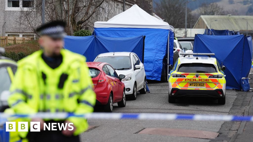 Arrest after man, 21, dies in Paisley disturbance