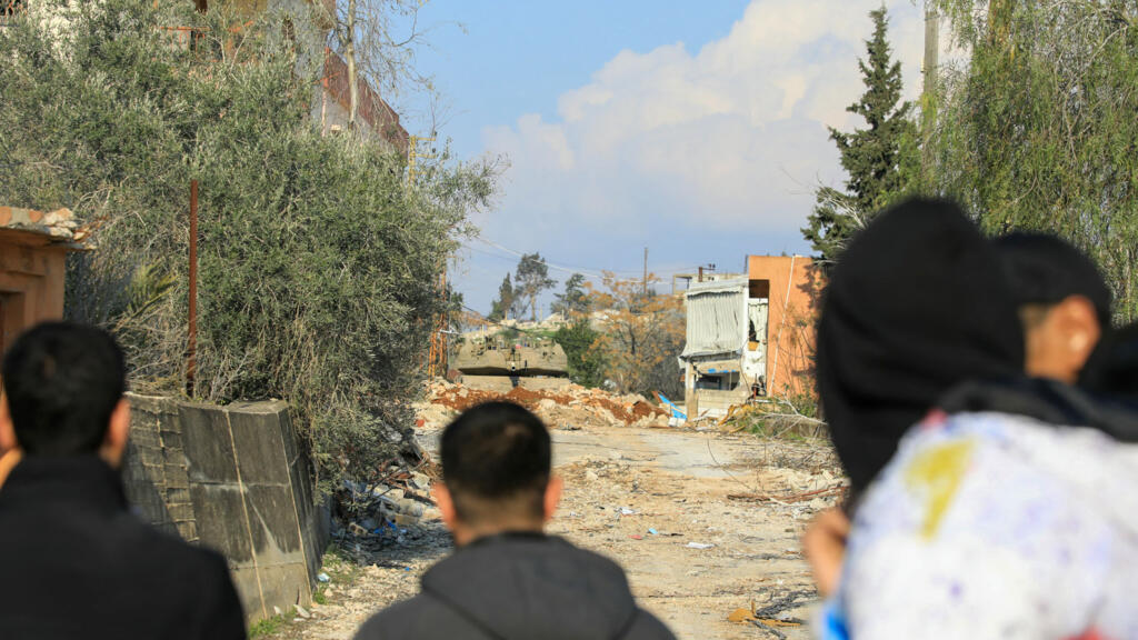 Au Liban, des habitants rentrent chez eux dans le Sud malgré la crainte des tirs israéliens