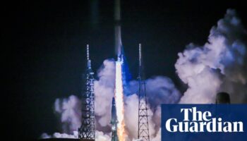 Bezos’s Blue Origin rocket blasts off in challenge to Musk’s SpaceX