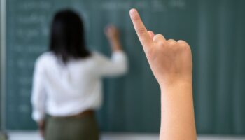 Der Bildungsausschuss des Landtags in Magdeburg hat Experten zu geplanten Änderungen des Schulgesetzes angehört. (Symbolbild) Fo