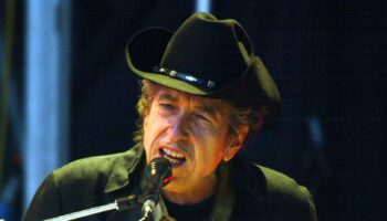 Bob Dylan draft lyrics for Mr Tambourine Man sell for over £400k