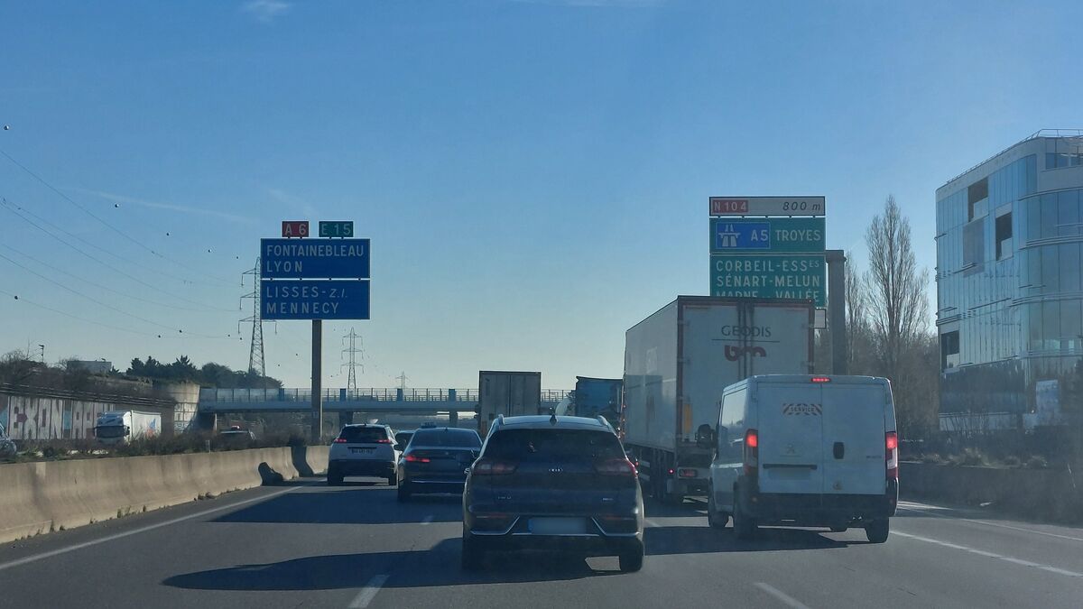 Bouchons sur l’A6 au sud de Paris : les pistes pour rendre l’autoroute plus fluide et plus sûre