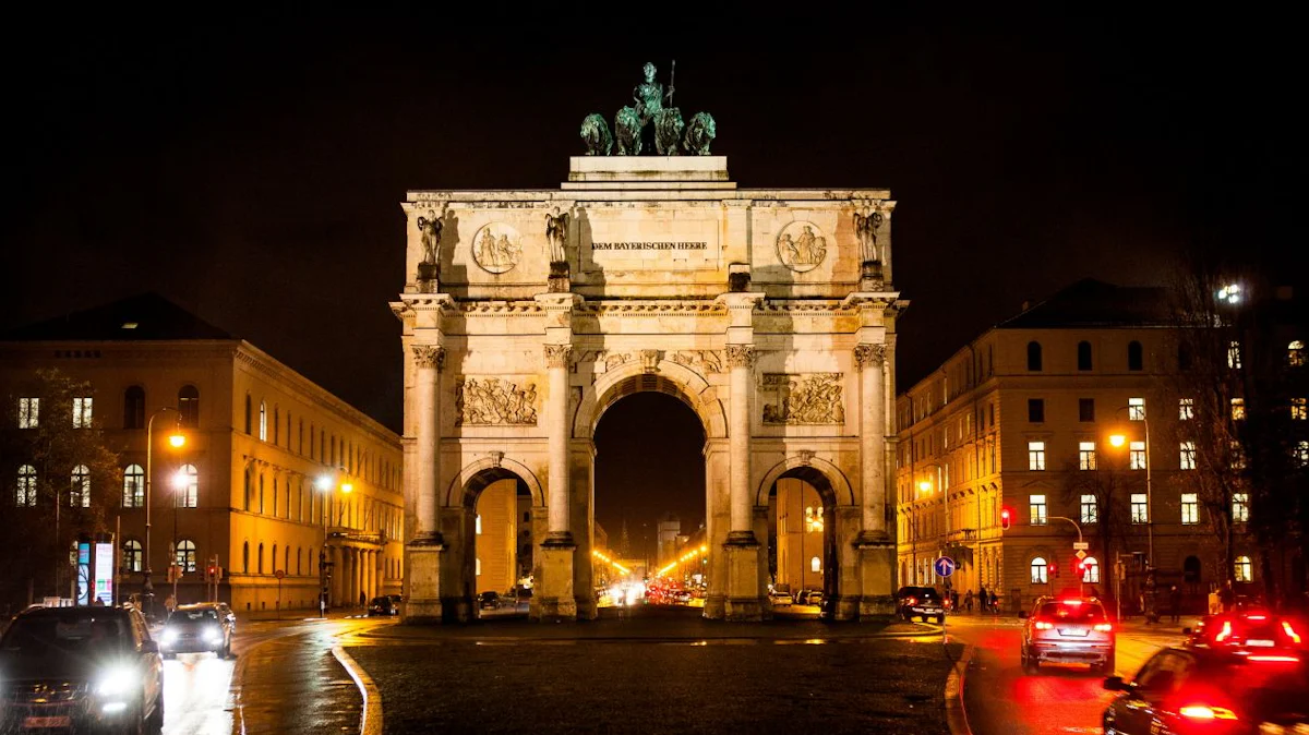 Bundestagswahlkampf: Umstrittene Habeck-Projektion auf Münchner Siegestor – Grüne ohne Genehmigung