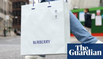 Burberry bounces back after 4% drop in sales over Christmas quarter