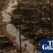 California fires: 10 killed and 10,000 structures destroyed as blazes continue