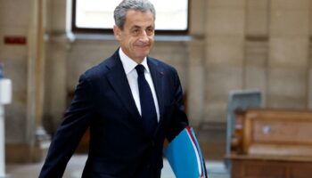 Campagne de Sarkozy en 2007: le procès du «financement libyen» s’ouvre à Paris