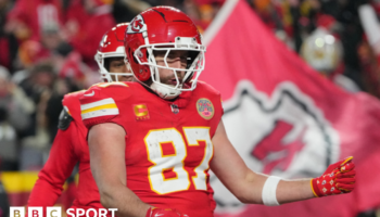 Travis Kelce celebrates after scoring a touchdown for the Kansas City Chiefs against the Houston Texans