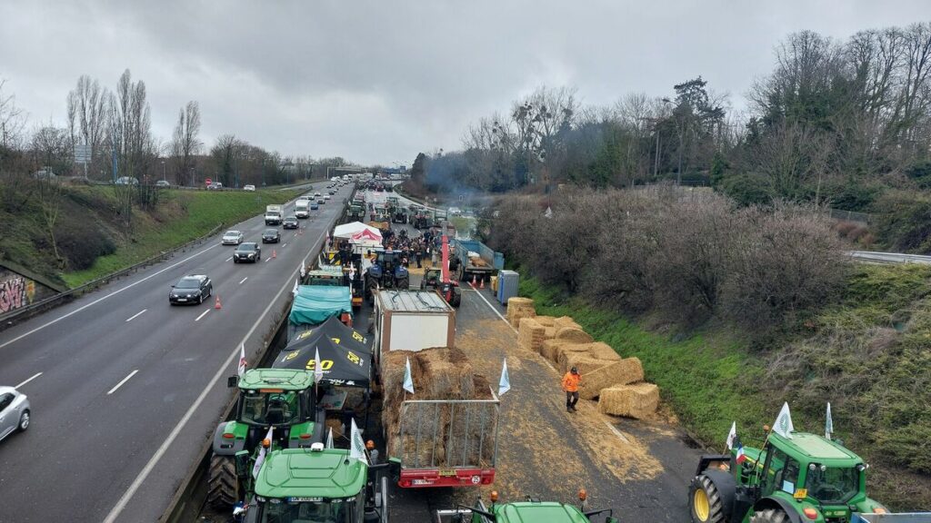 Colère des agriculteurs : la Coordination rurale veut « monter à Paris » dimanche, un blocage prévu à Lyon à partir de lundi