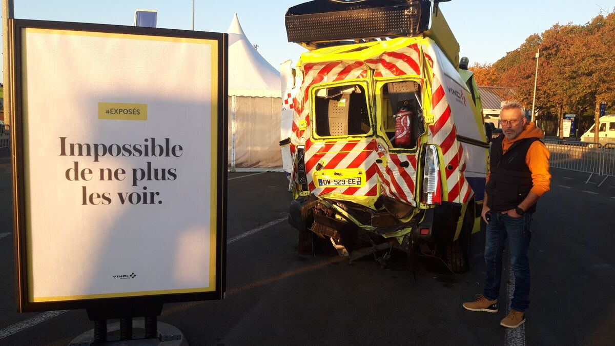 Collision avec un véhicule de balisage sur l’A10 : les occupants de la voiture rentraient de voyage