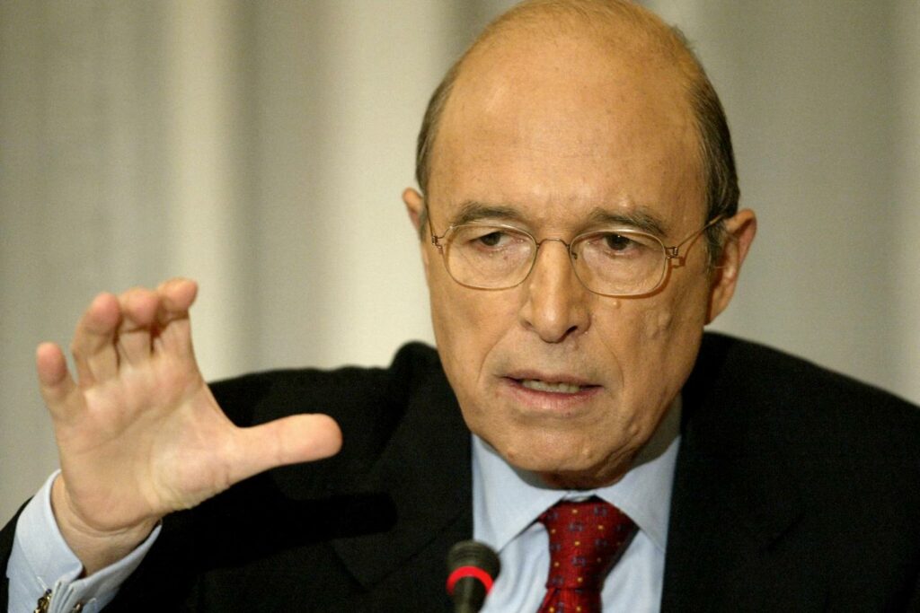 Costas Simitis, ancien premier ministre grec et cofondateur du Pasok, est mort