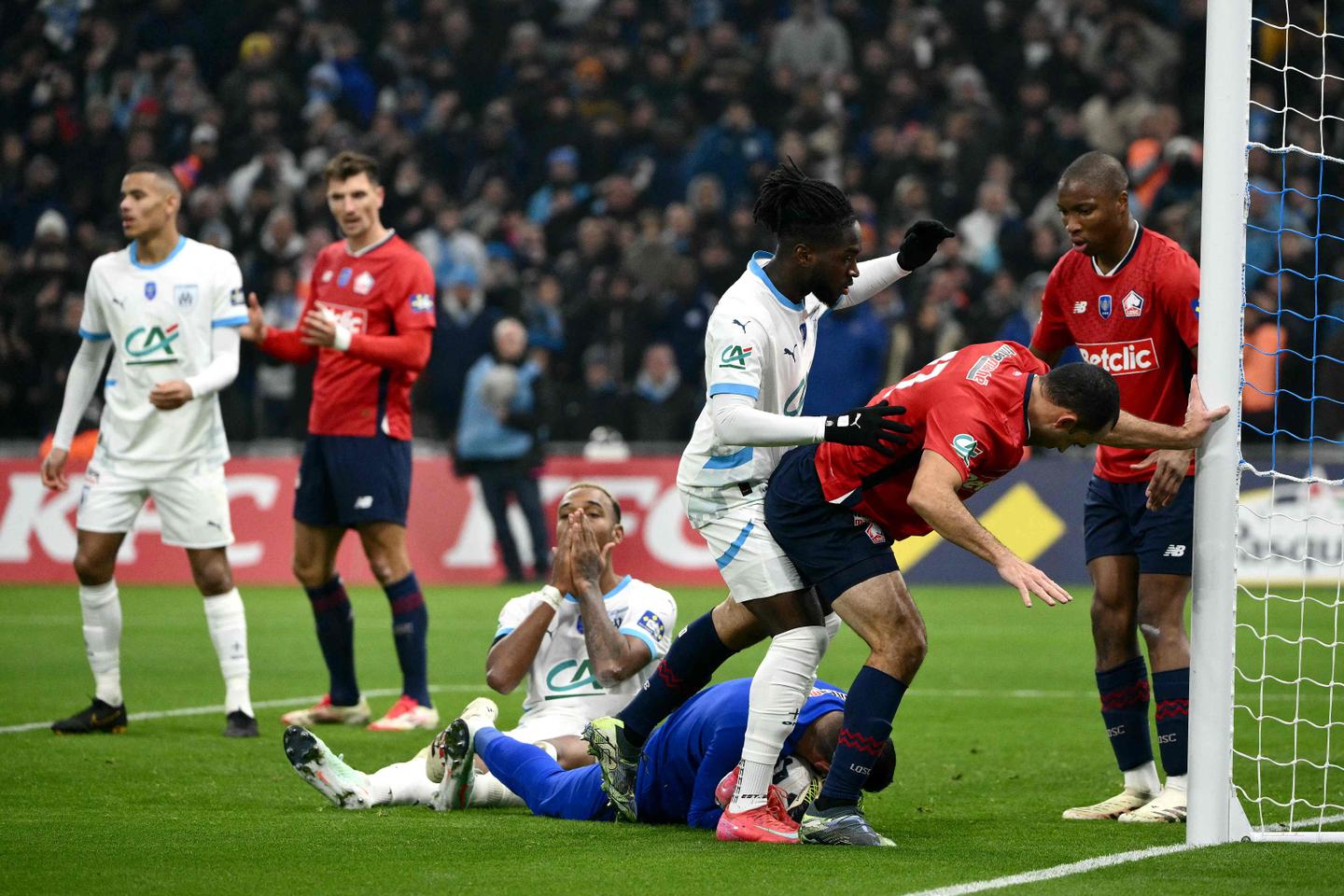 Coupe de France : Lille sort Marseille aux tirs au but, Reims crée la surprise en éliminant Monaco