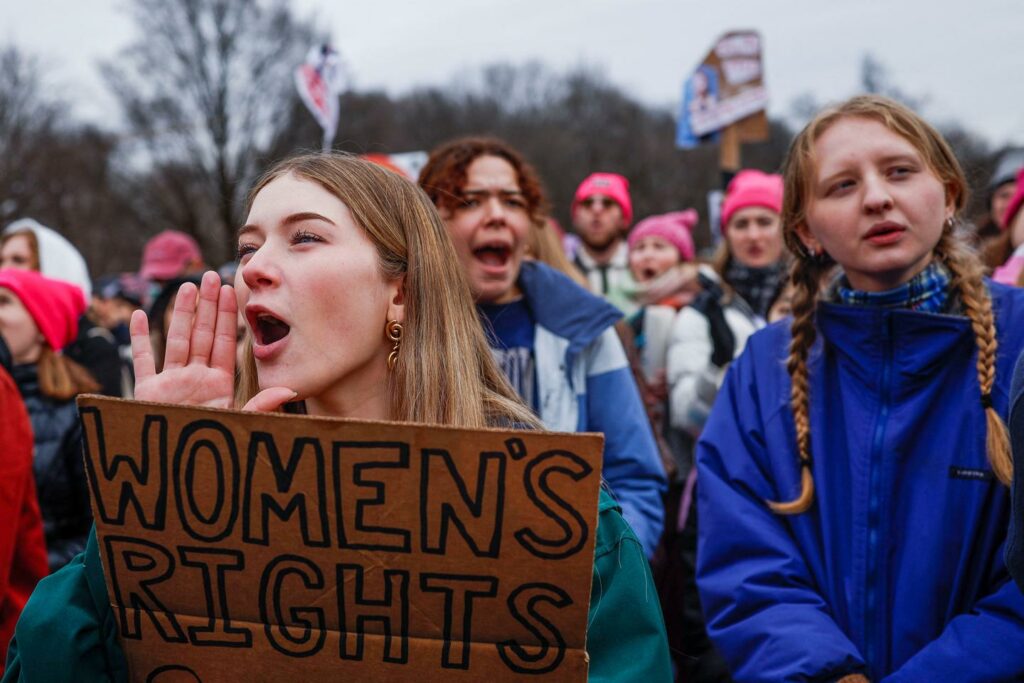 Des milliers de personnes manifestent contre Donald Trump à Washington, à deux jours de son investiture