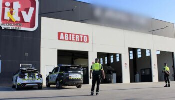 Destapado un entramado delictivo que daba el visto bueno de la ITV a vehículos con carencias técnicas en Murcia