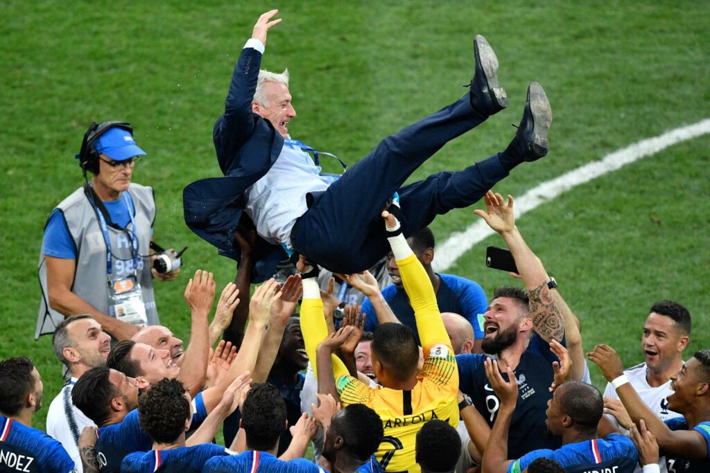 Didier Deschamps, maître du jeu, fixe le terme d’un règne record à la tête des Bleus