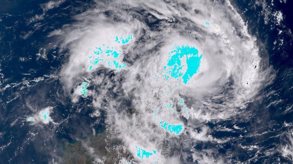 Dikeledi se dirige vers Mayotte, l'archipel se prépare à vivre son second cyclone en moins d'un mois