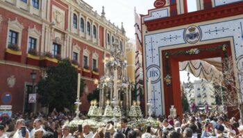 Eduardo Bejarano: «La parihuela de la Custodia será similar a la de la Virgen de los Reyes»