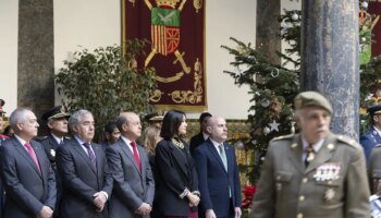 El Govern recupera la relación con el Ejército en Cataluña y la 'consellera' Parlon acude a la Pascua Militar tras años de ausencia independentista