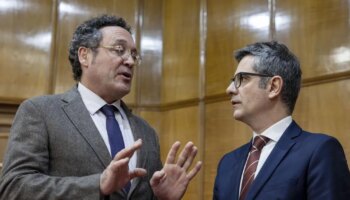 El PP pregunta al Gobierno si Bolaños y Óscar López cambiaron de móvil para "destruir pruebas" contra García Ortiz