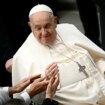 El Papa Francisco adelanta su autobiografía para dar "esperanza" en un mundo en guerra